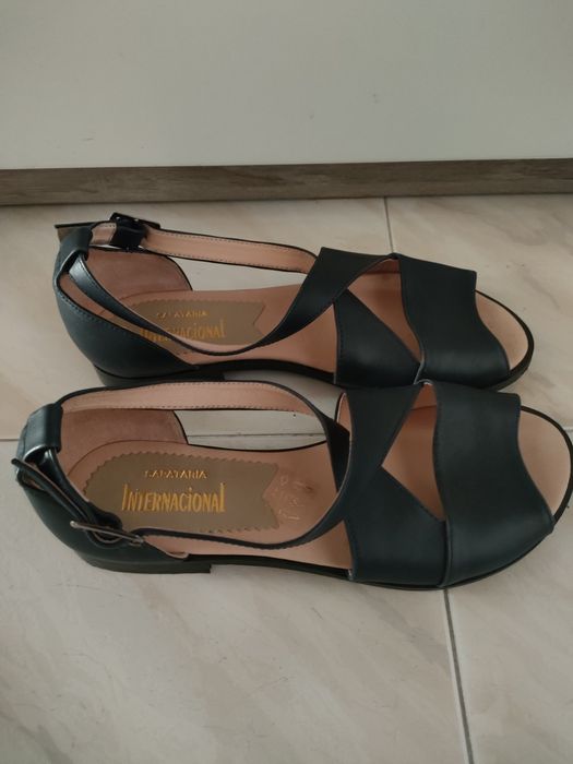 Sandálias azul escuro