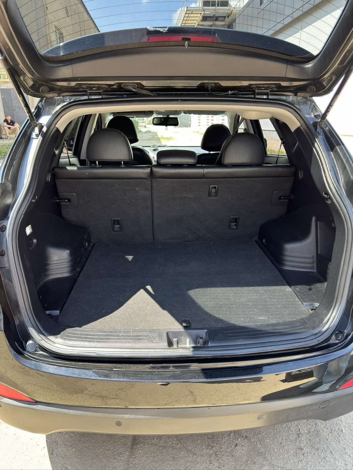 Hyundai tucson другого покоління
