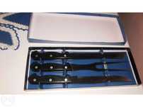 Conjunto 2 facas + garfo de espeto