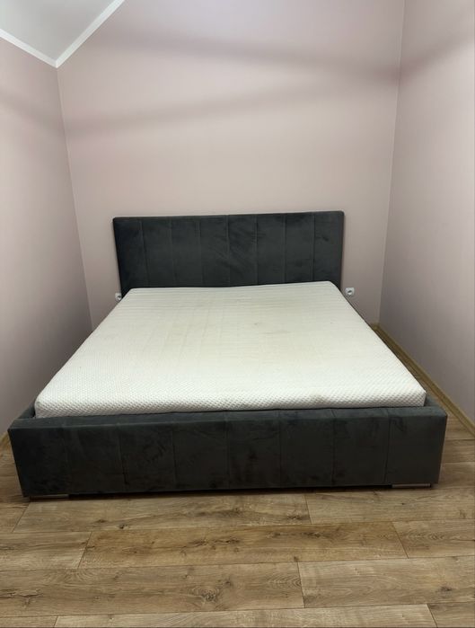 Łóżko king size 210/200