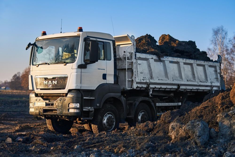 Prace ziemne, usługi koparką,wyburzenia, transport materiałów sypkich