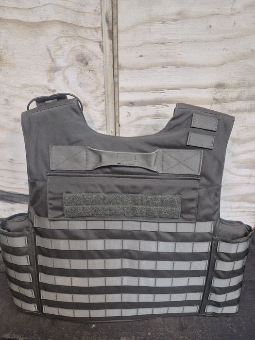 Бронижелет новий