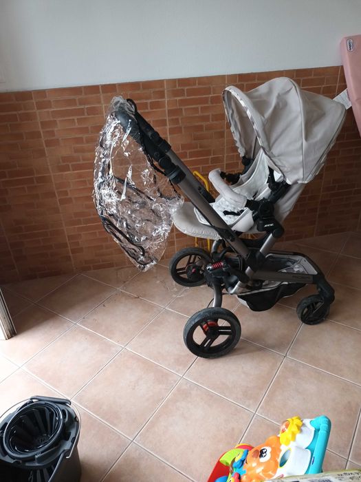 Cadeira e ovo para bebé