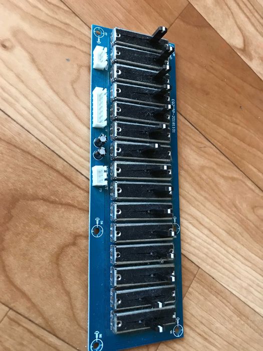 Графічний еквалайзер  эквалайзер 15 смуговий стерео Hi-Fi