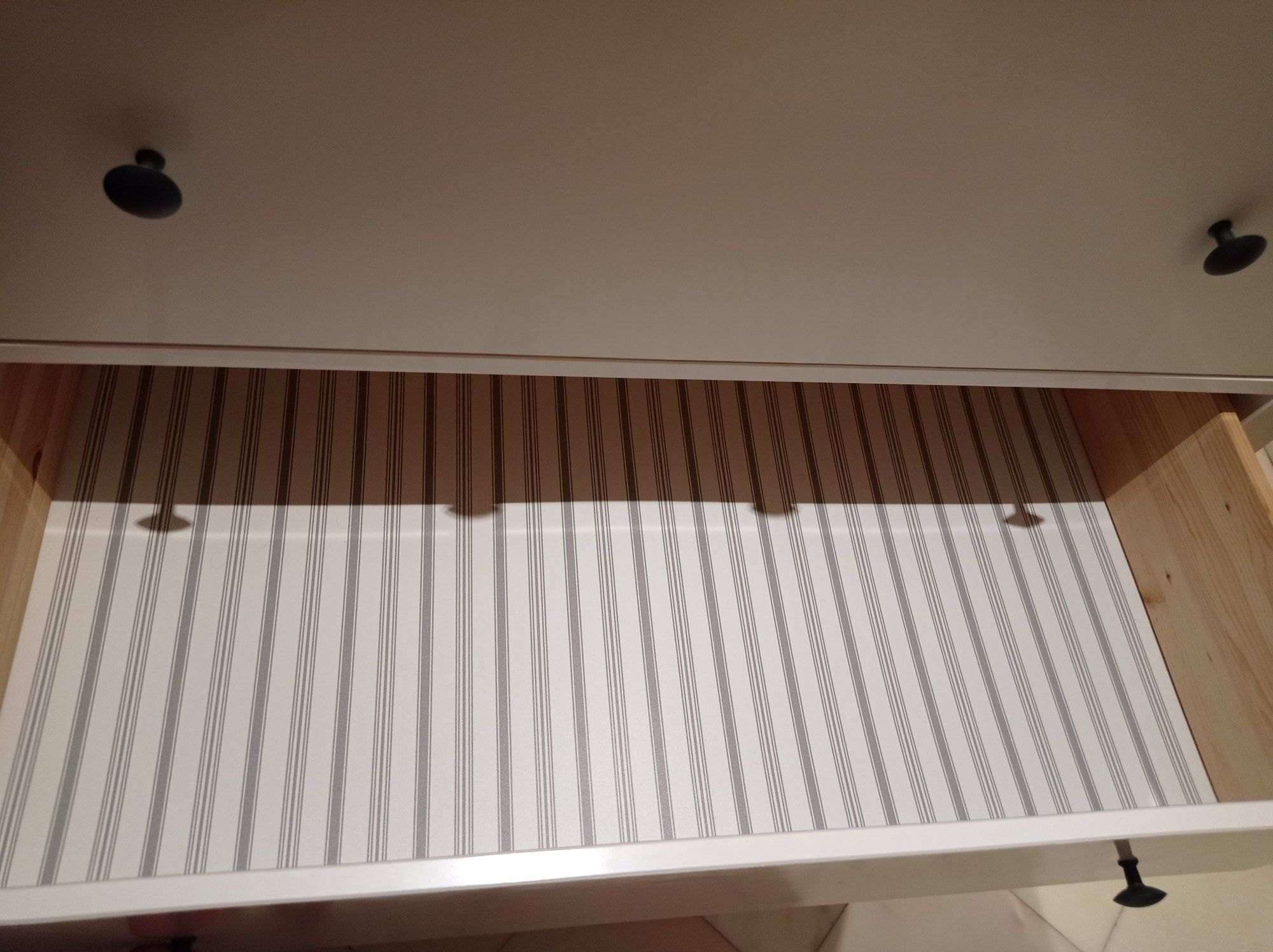 Cómoda Hemnes ikea