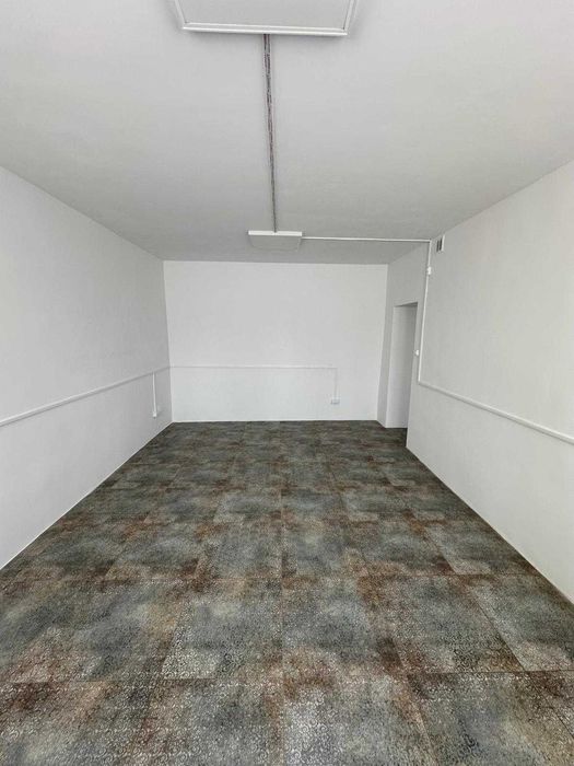 Wynajmę plac, lokale biurowe/usługowe/magazynowe/handlowe/g. lekarskie