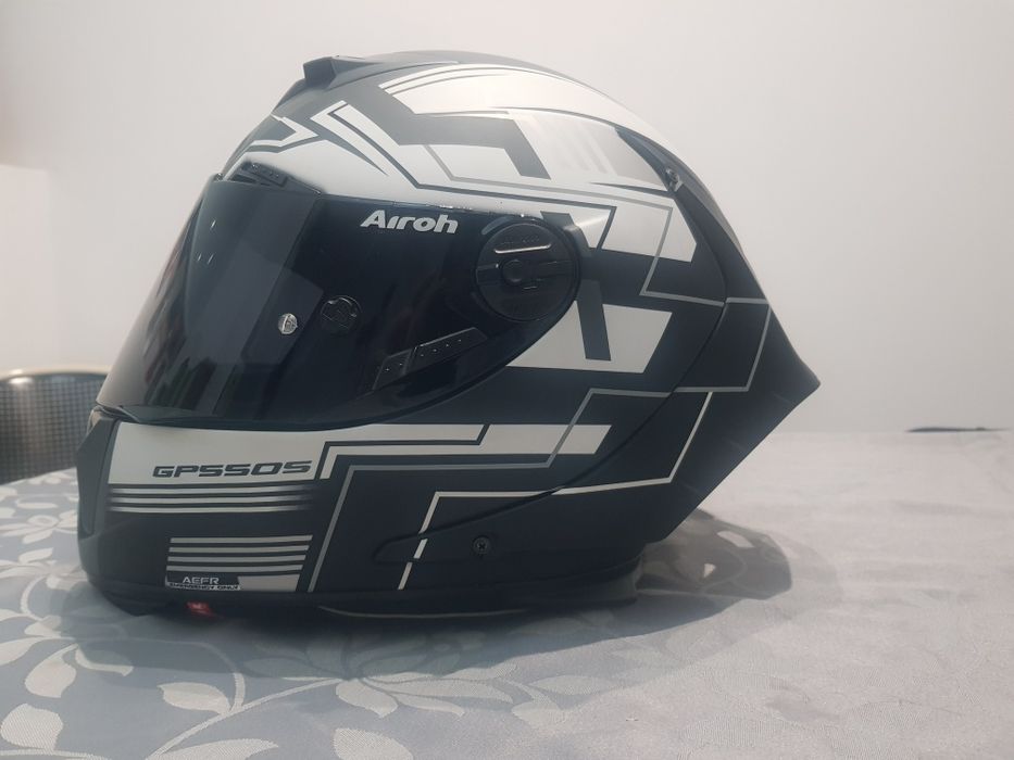 Capacete AIROH GP550 Tamanho s