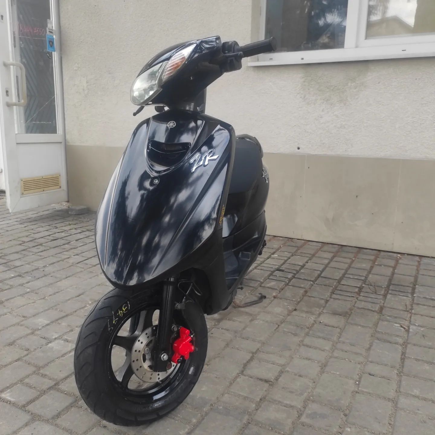 Yamaha jog SA 39 ZR  Vino з контейнера