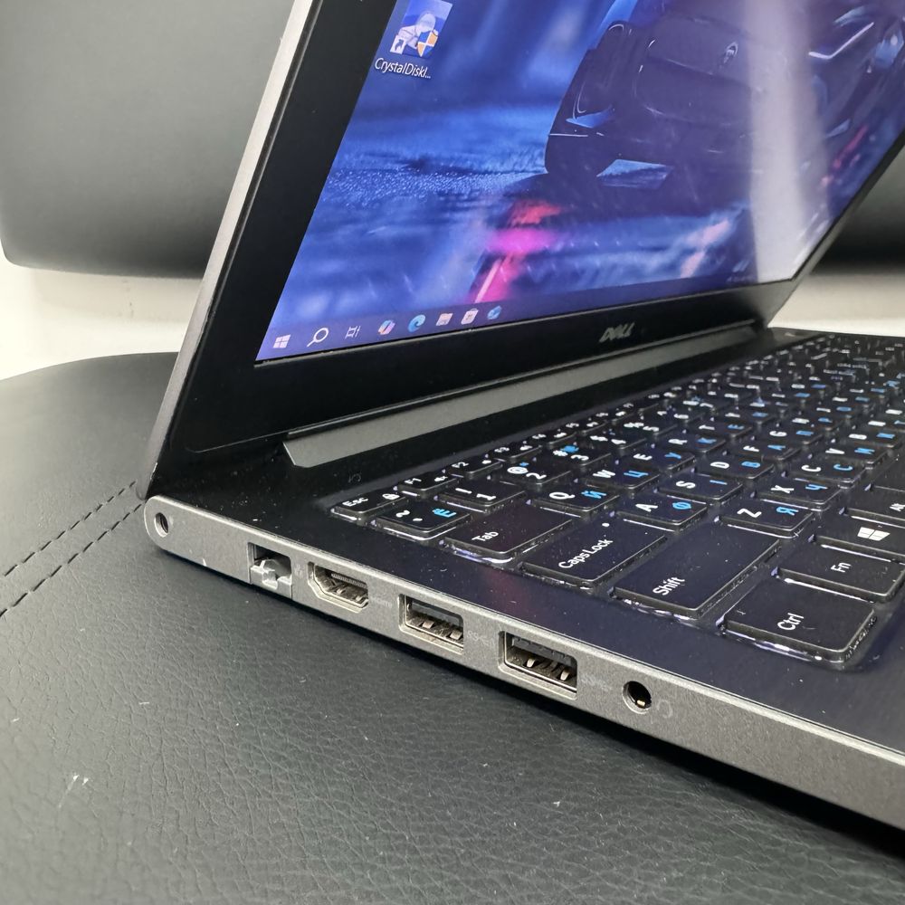 Ноутбук Dell Vostro 5568 (15,6” FHD/i5-7200U/8Gb/256GbSSD/АКБ 2-3 год)