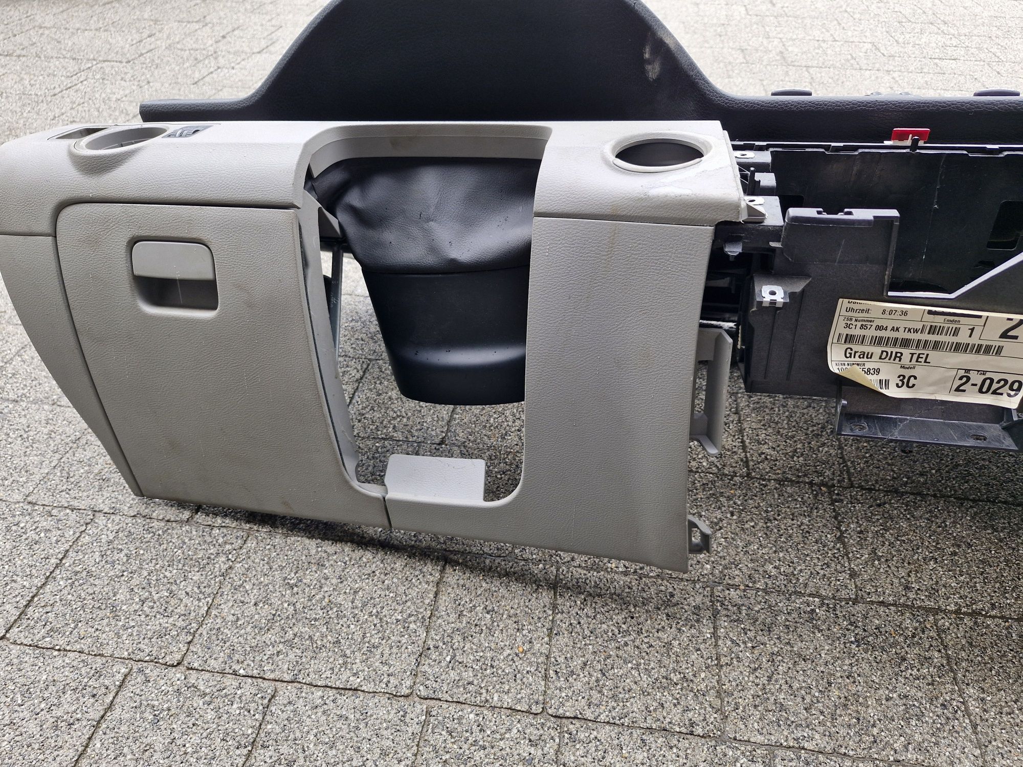 Konsola pulpit vw passat b6