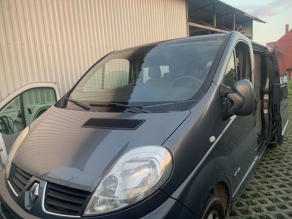 Двері,капоти Рено  трафік,Опель віваро