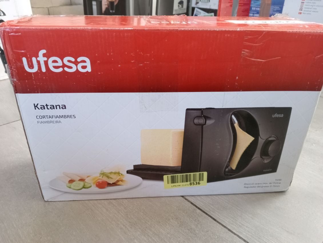 Ufesa CF0918 Krajalnica do chleba Katana,