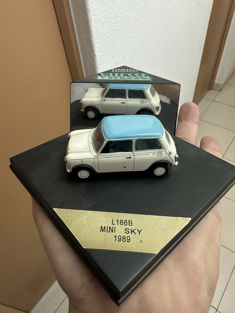 Mini Sky Miniatura 1989