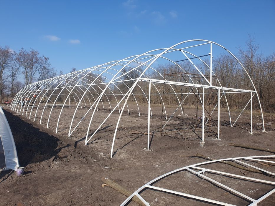 Встановлення арочних теплиць під ключ