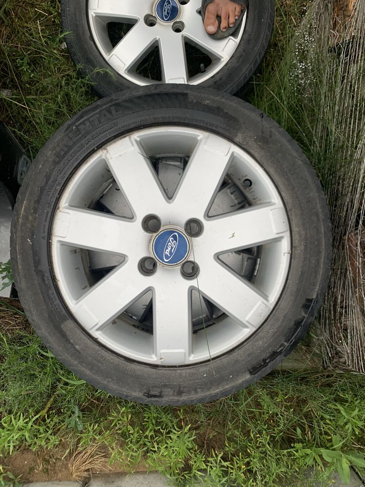 Koła alufelgi Ford Focus II - stan BARDZO DOBRY!