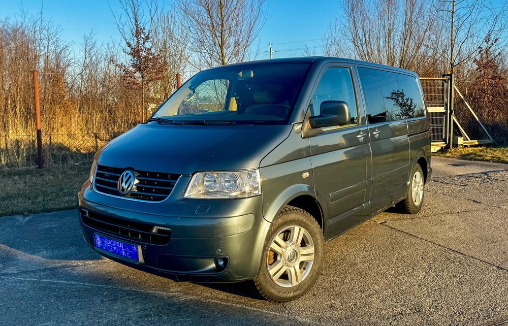 Volkswagen Multivan VW Multivan T5 Lift Business 2,5 TDI 4Motion