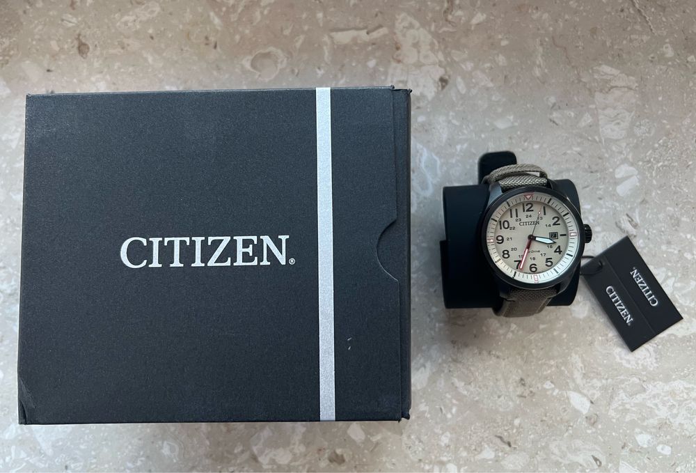 CITIZEN zegarek pilot AW5005-12X