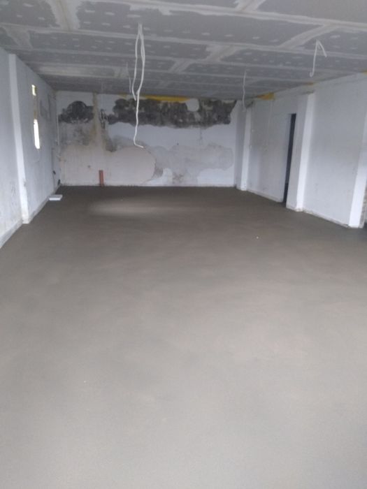 Posadzki betonowe agregatem układanie styropianu, zagęszczanie gruntu