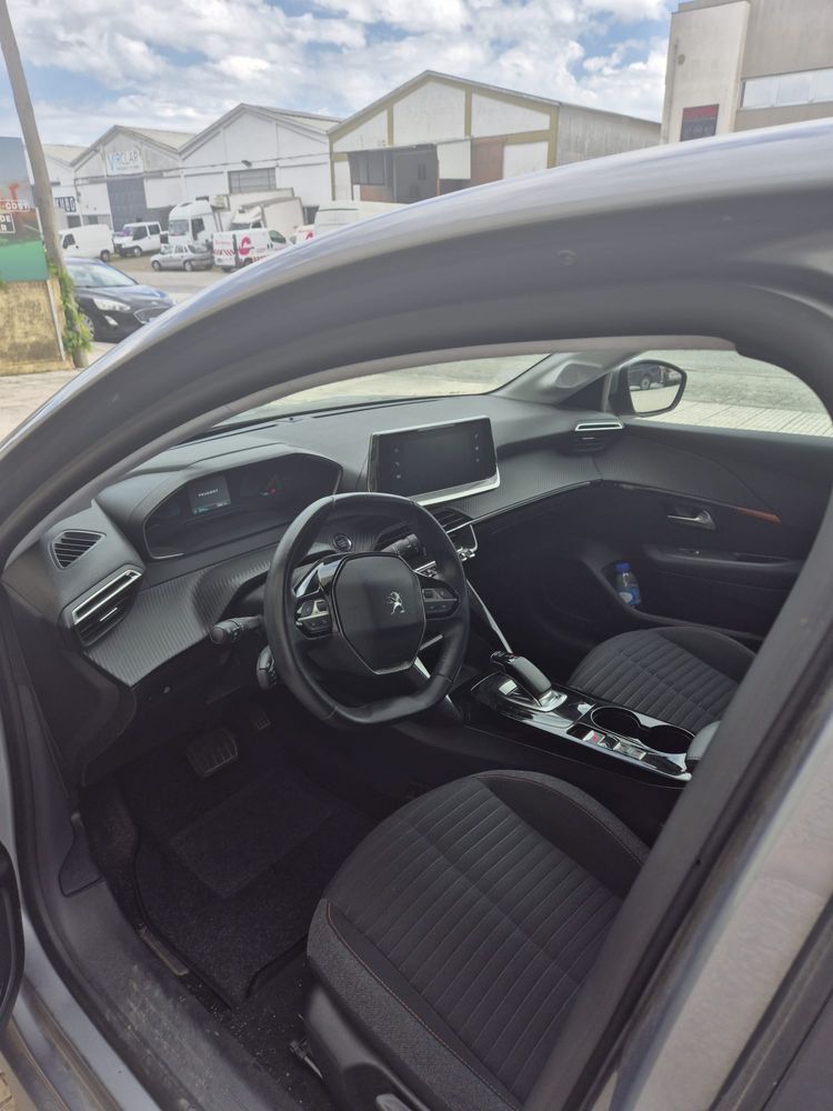 Peugeot 208 Eletrico 2020