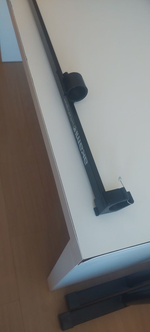 Suporte em alumínio para cana de pesca surfcasting