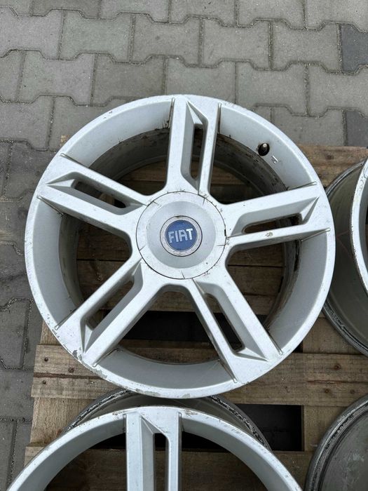 4x98 7jx17 et41 Fiat abarth stilo 17" komplet