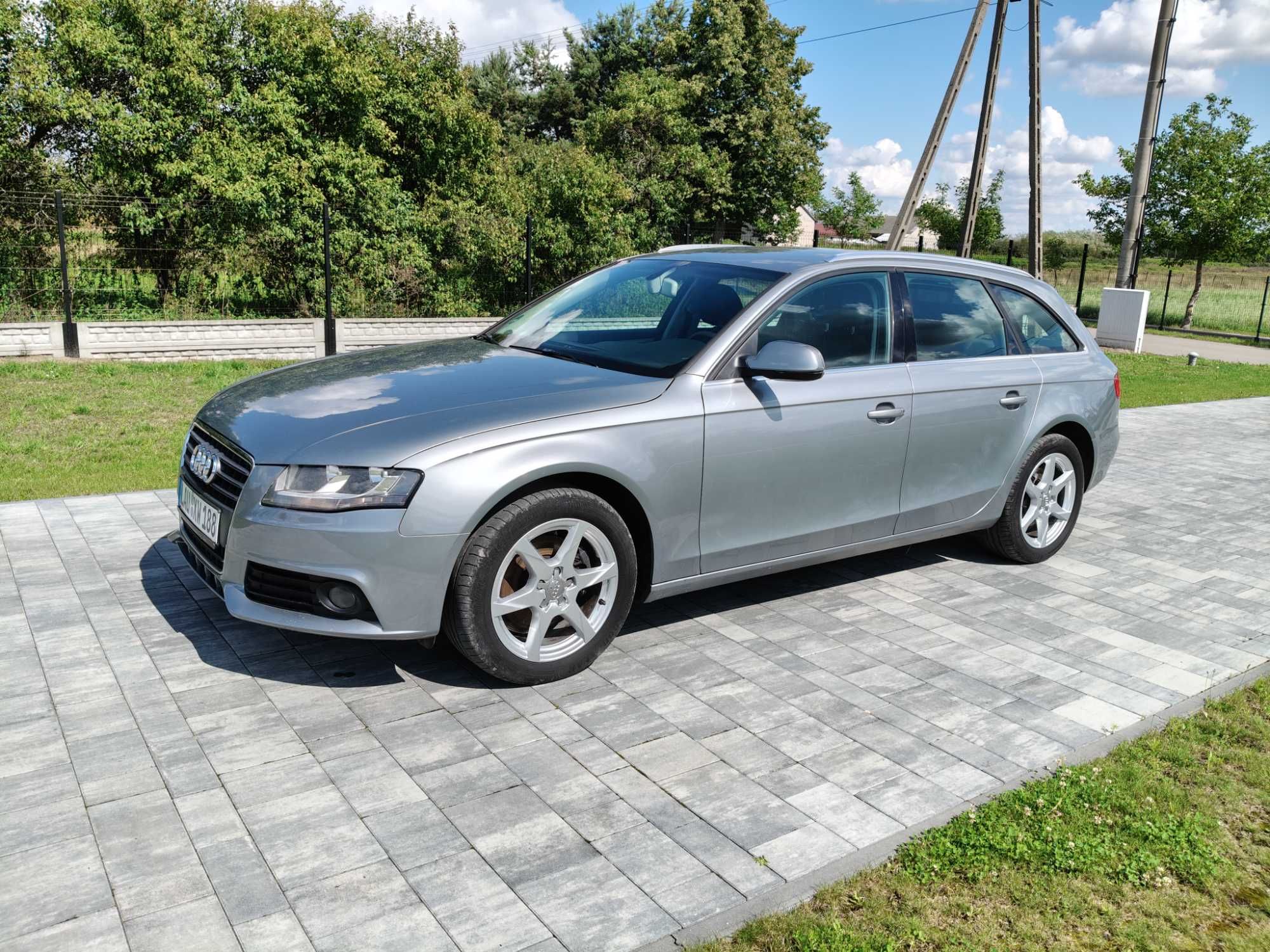 AUDI A4 B8 2.0 tdi
