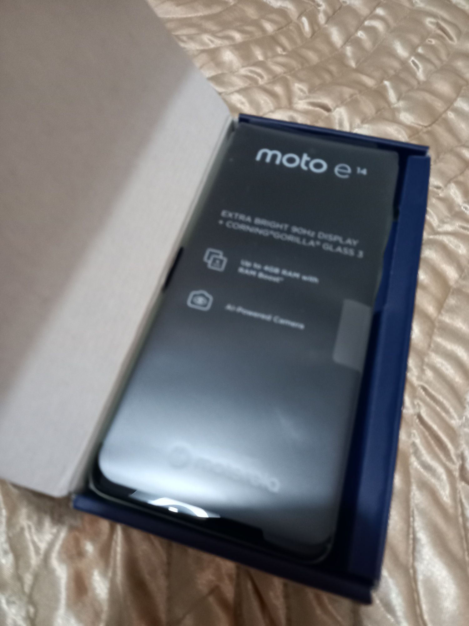 Motorola Moto E14
