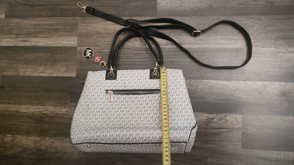 świetna torebka MICHAEL KORS z brylokiem