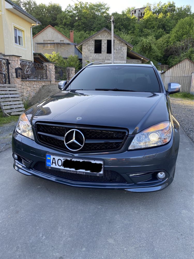 Mercedes c-220 amg