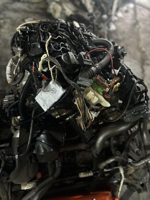 Motor bmw b37d15A
