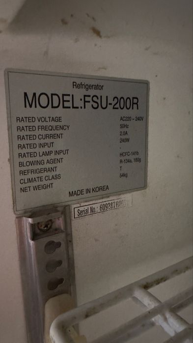 Холодильник Daewoo fsu200R