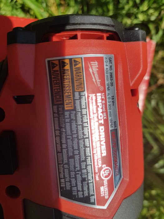 Шуруповерт импакт аккумуляторный Milwaukee 2953-20 M18 FUEL