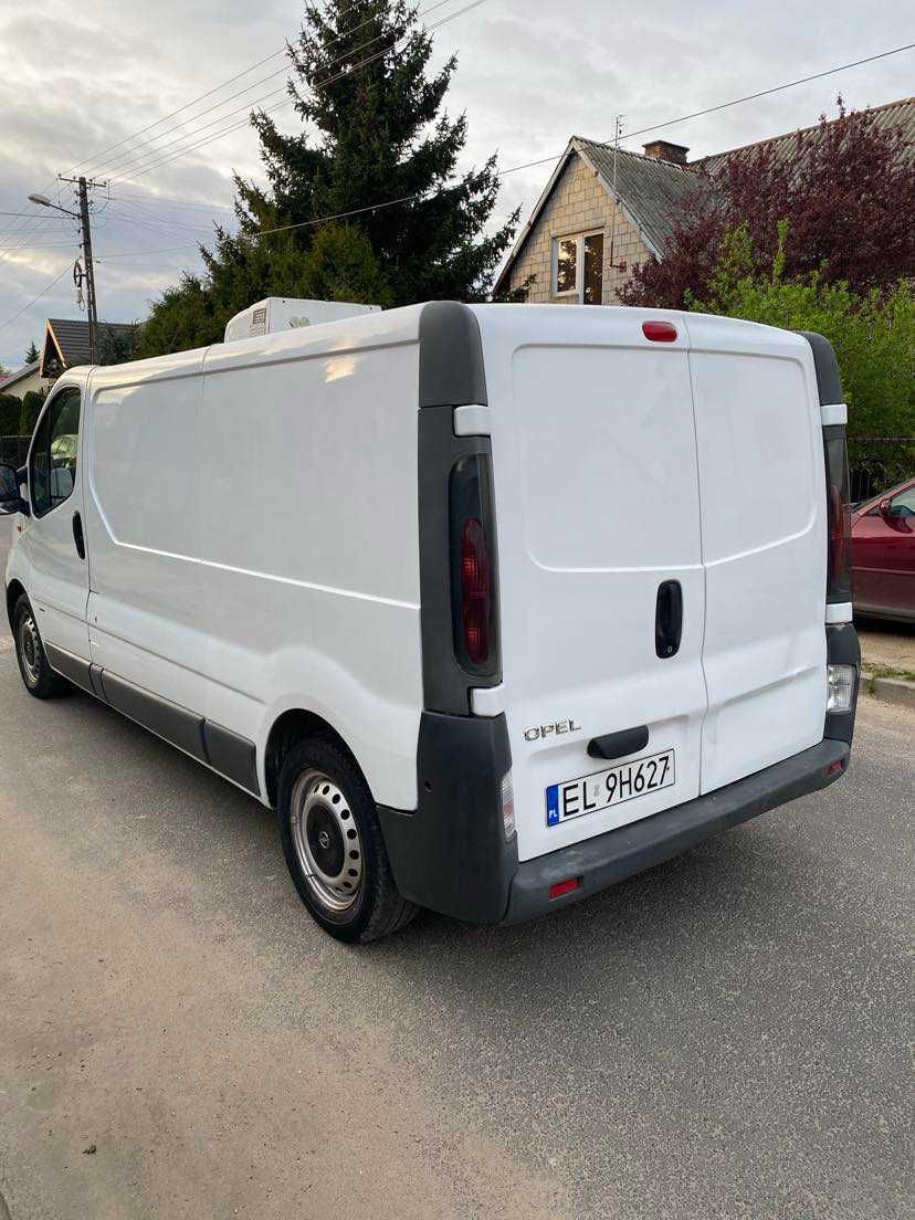 Opel Vivaro 1.9 klimatyzacja Long Polecam