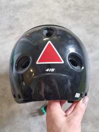 Защитный шлем черный