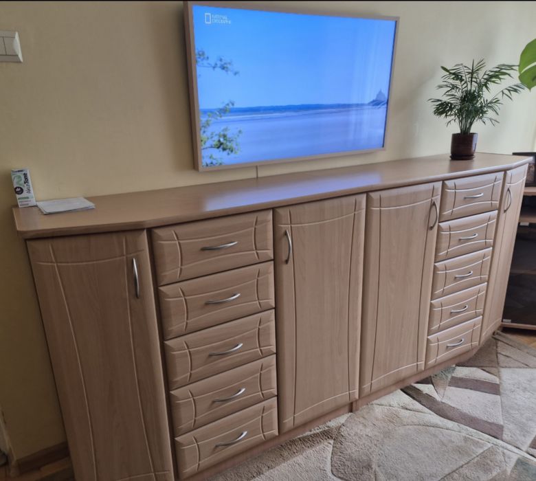 KOMODA x2 (szuflady i zamykane szafki z dwiema półkami)