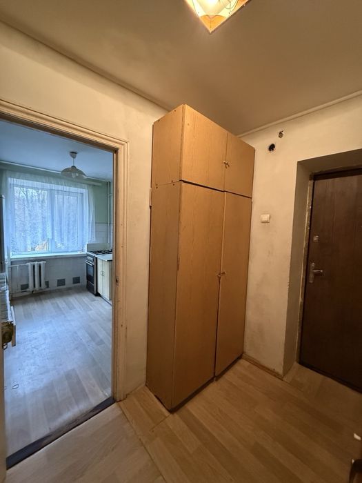 Продам 3 кім. Чешку на Безручка