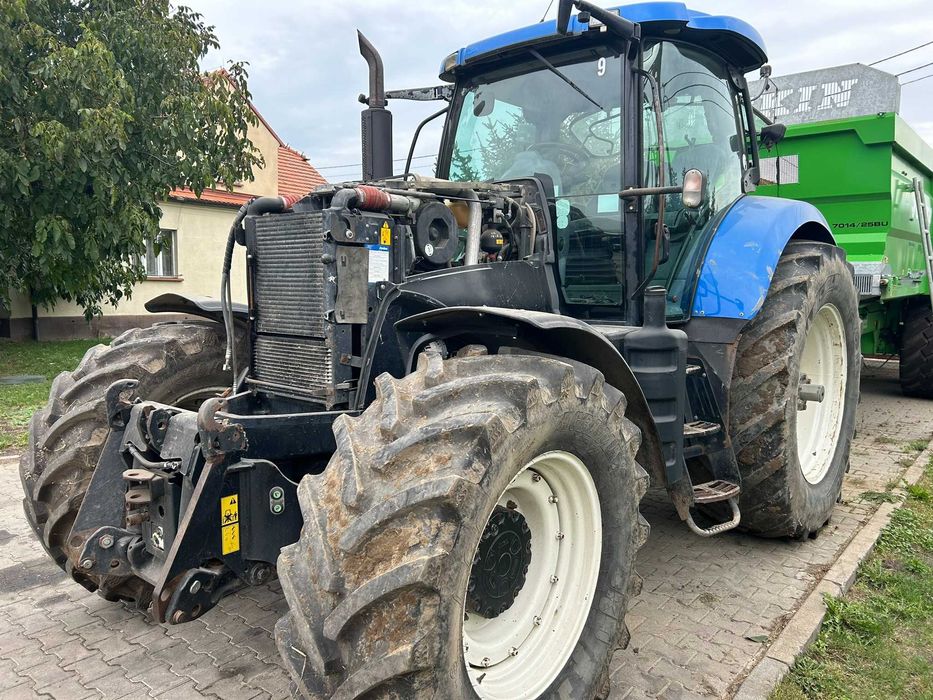 New holland T7040