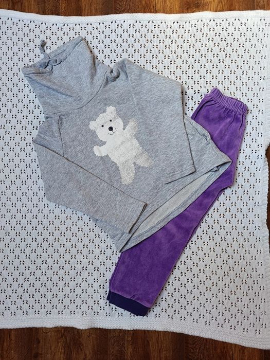 Zestaw ubrań dla dziewczynki 122