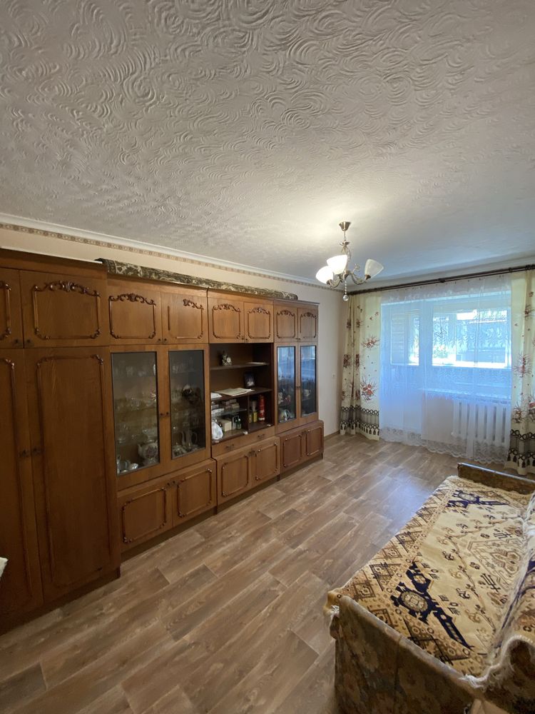 Продам 2 комнатную квартиру  Самар АТБ