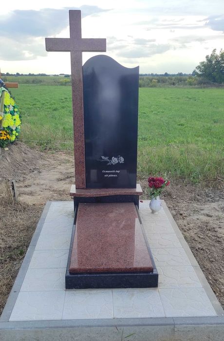 Пам'ятники з граніту