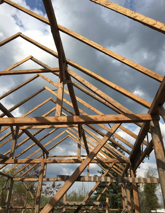 Rozbiórki stodół drewnianych. Stodoła. Rozbiórka.