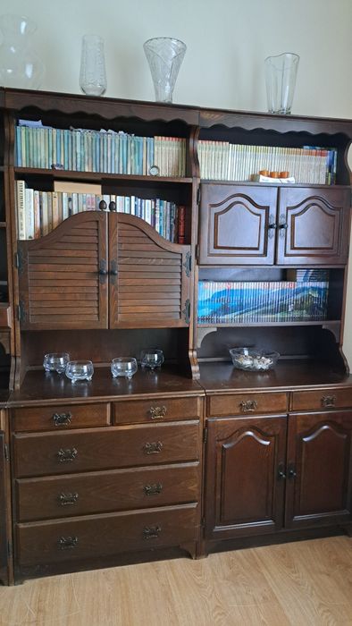 Meblościanka drewniana