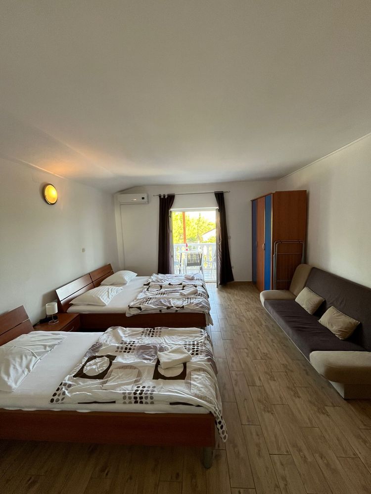 CHORWACJA 18.08-23.08 Starigrad apartament z widokiem na morze