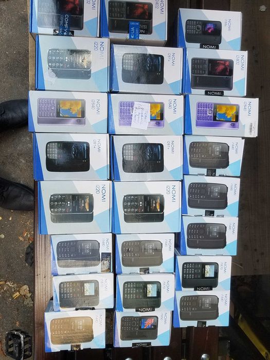 Кнопочні телефони Nomi Під ремонт\ подетально\ оптом