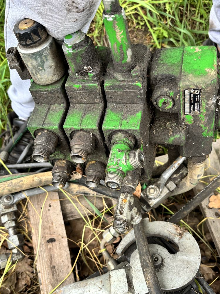 Rozdzielacz ładowacza john deere joystick złącze tur
