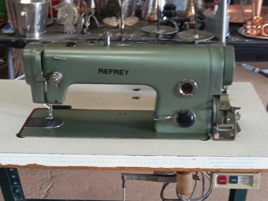 Maquina costura refrey
