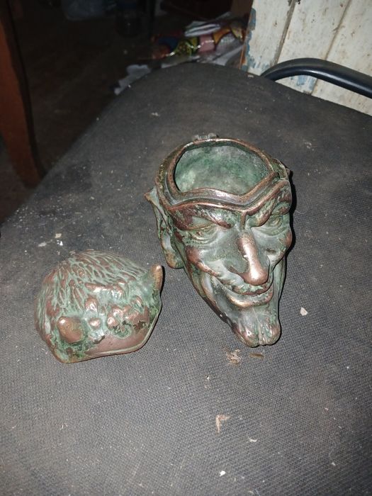 Шкатулка чёрт, чорт, Мефистофель, дьявол с омеднением.