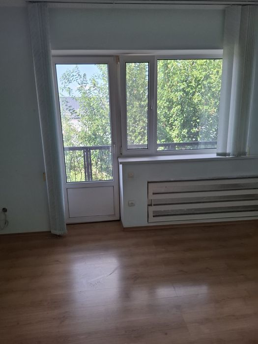 Здається в оренду будинок з сауною і гаражами