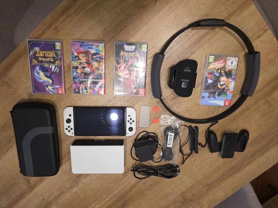 Nintendo Switch Oled Branca + Jogos e Bolsa