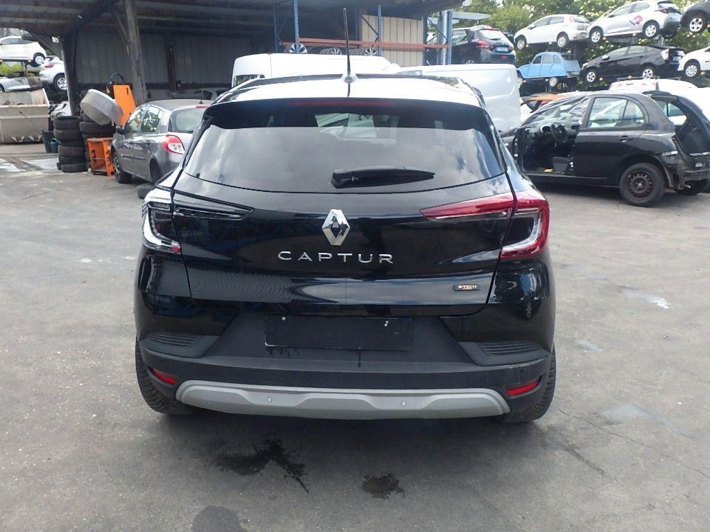 Renault Captur hybryda